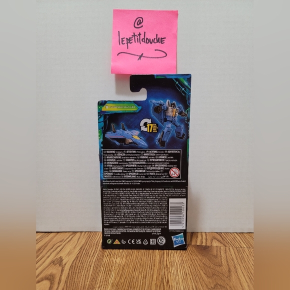 Hasbro Transformers Legacy Evolution Thundercracker Core Action Figure - F7179 - Picture 5 of 5